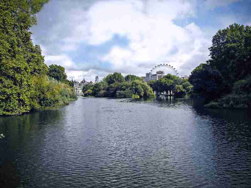 park in London with beautiful view