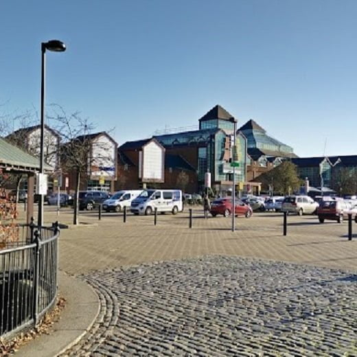 Strong Move Surrey Quays Strong Move Surrey Quays