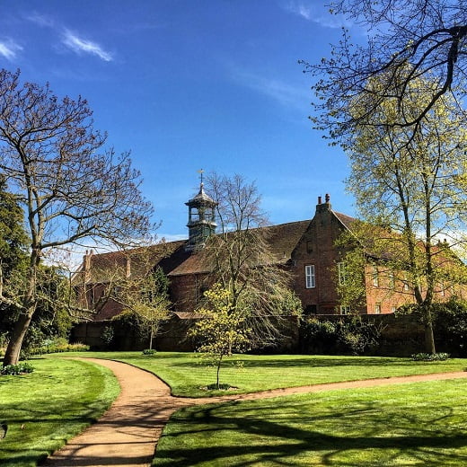 Strong Move Isleworth