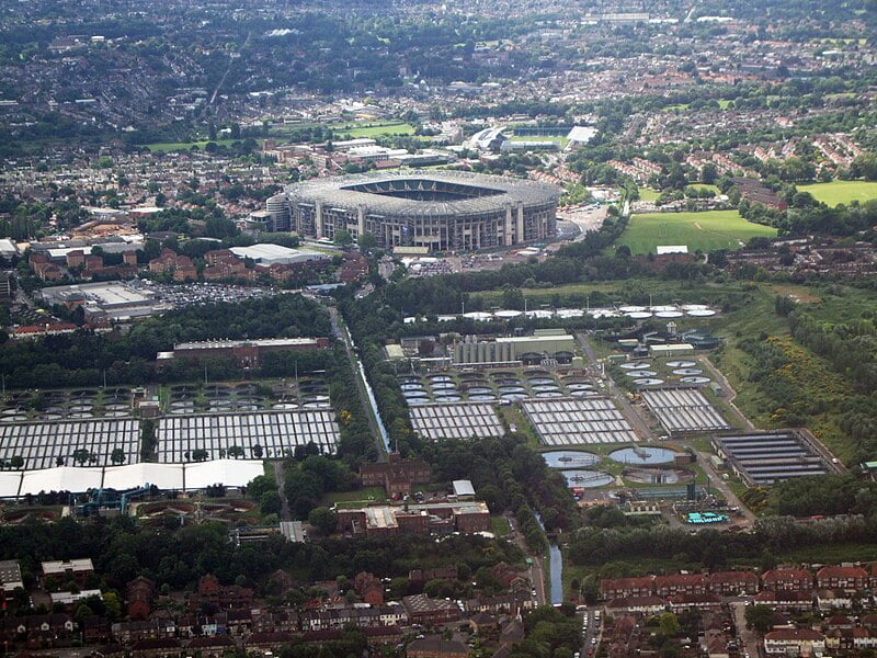 strong move twickenham strong move twickenham
