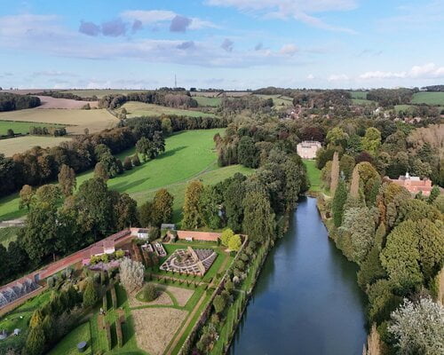 Strong Move Elsham Strong Move Elsham